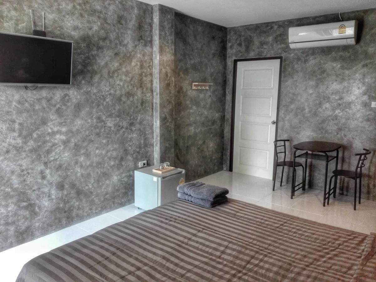 4Hearts Loft House Hotel Surat Thani Luaran gambar