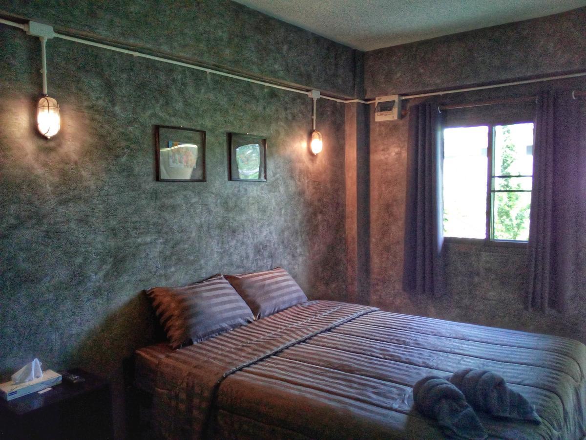 4Hearts Loft House Hotel Surat Thani Luaran gambar