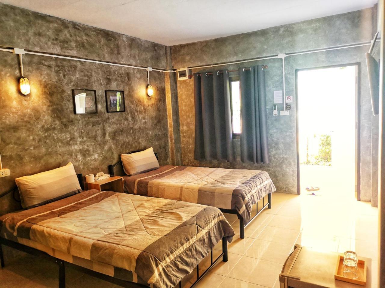 4Hearts Loft House Hotel Surat Thani Luaran gambar
